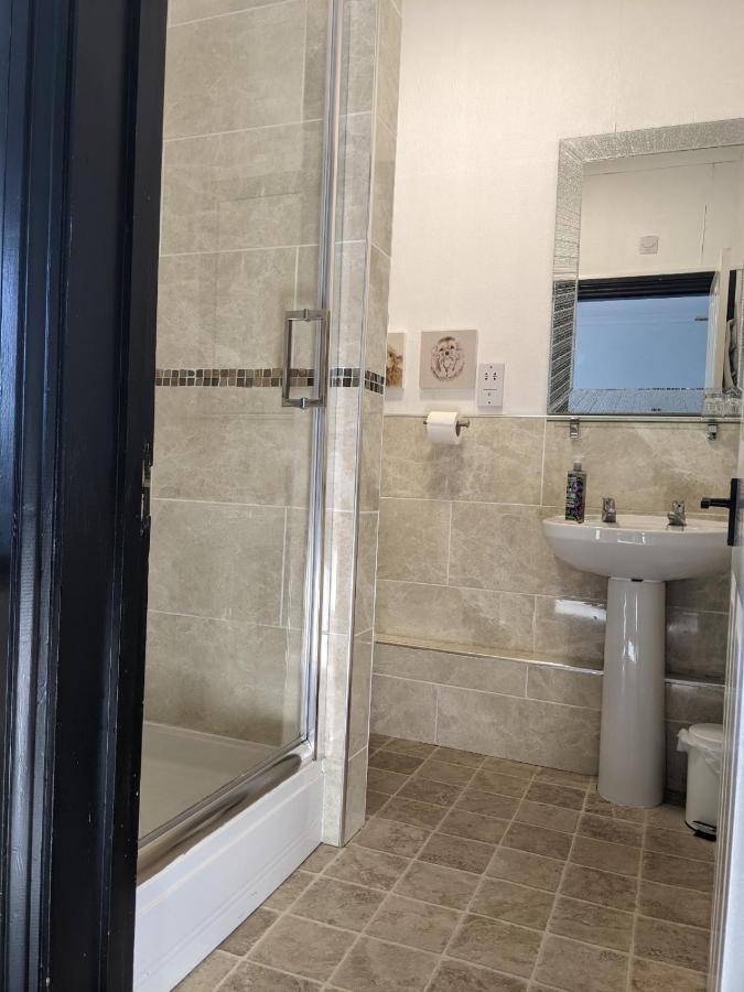 London Inn Saint Neot 외부 사진